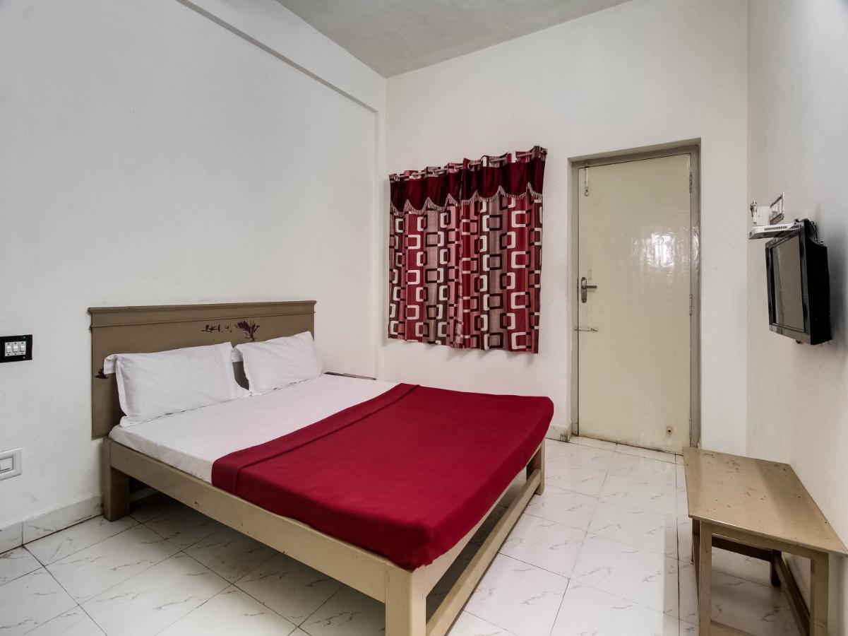 Spot On 44406 Royal Residency Spot Hotel Kumbakonam Exterior foto