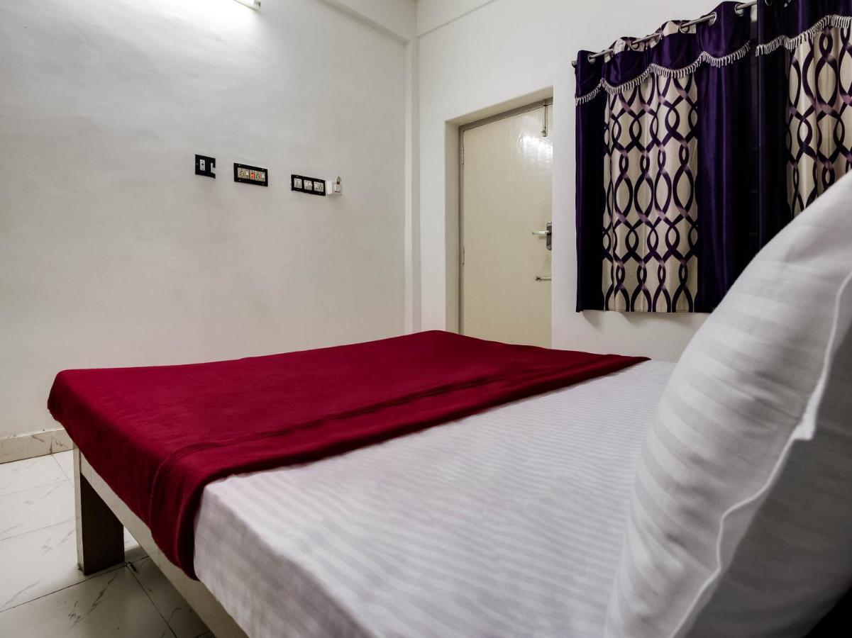 Spot On 44406 Royal Residency Spot Hotel Kumbakonam Exterior foto