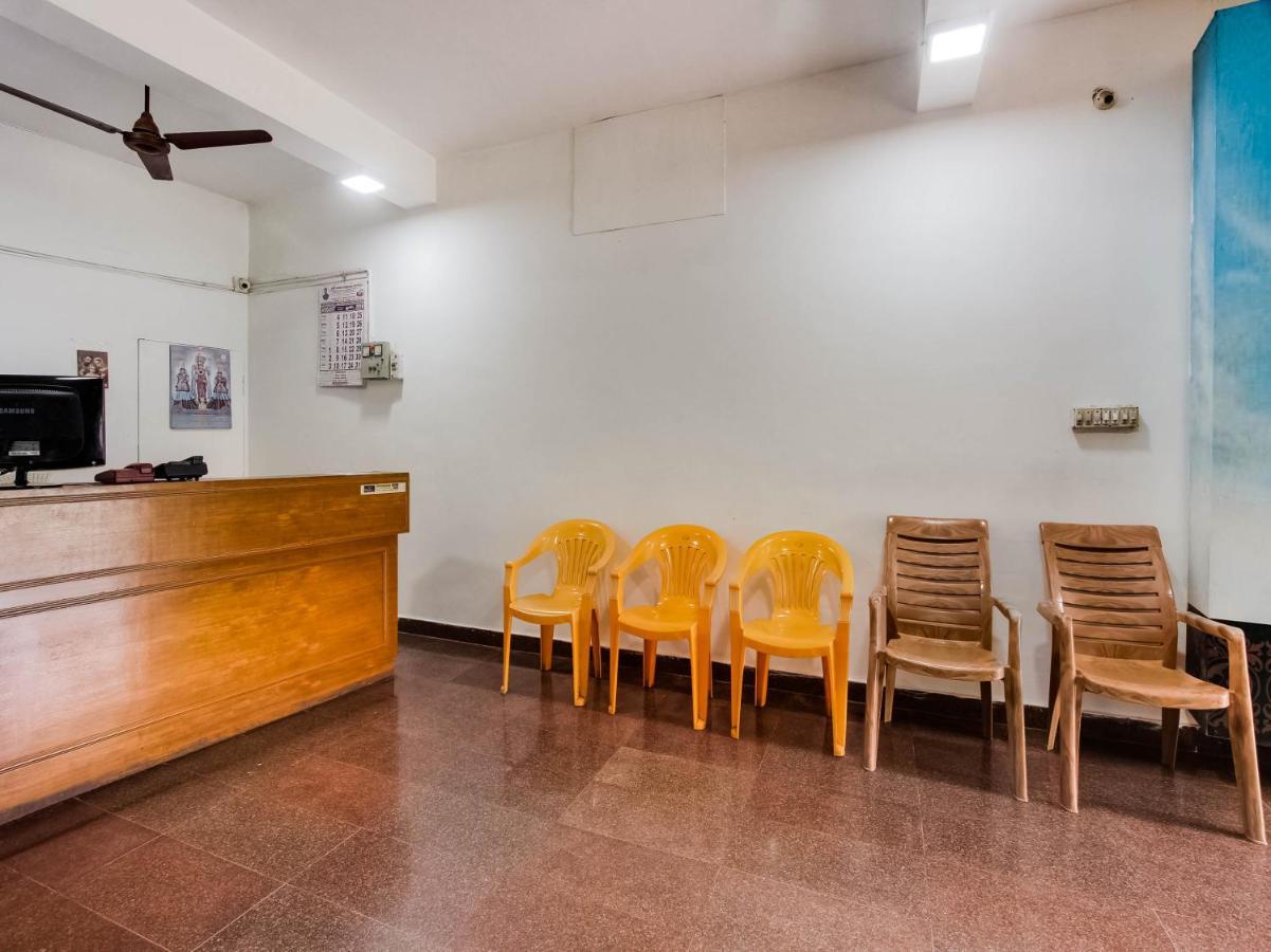 Spot On 44406 Royal Residency Spot Hotel Kumbakonam Exterior foto