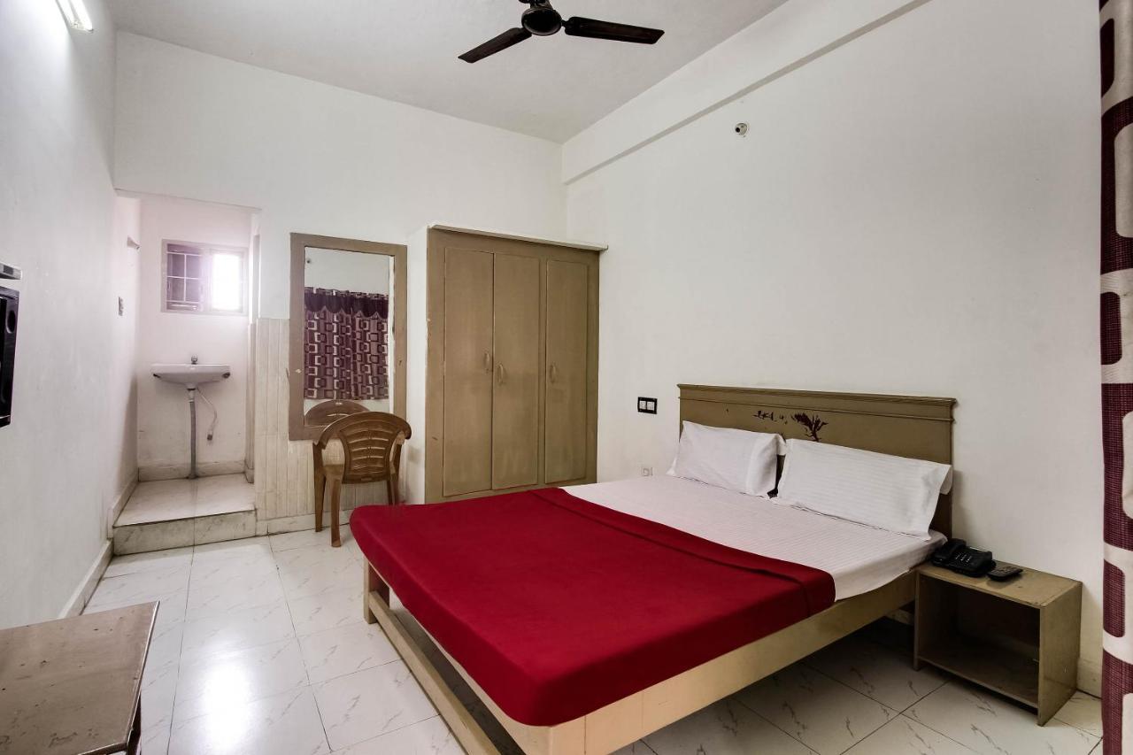 Spot On 44406 Royal Residency Spot Hotel Kumbakonam Exterior foto