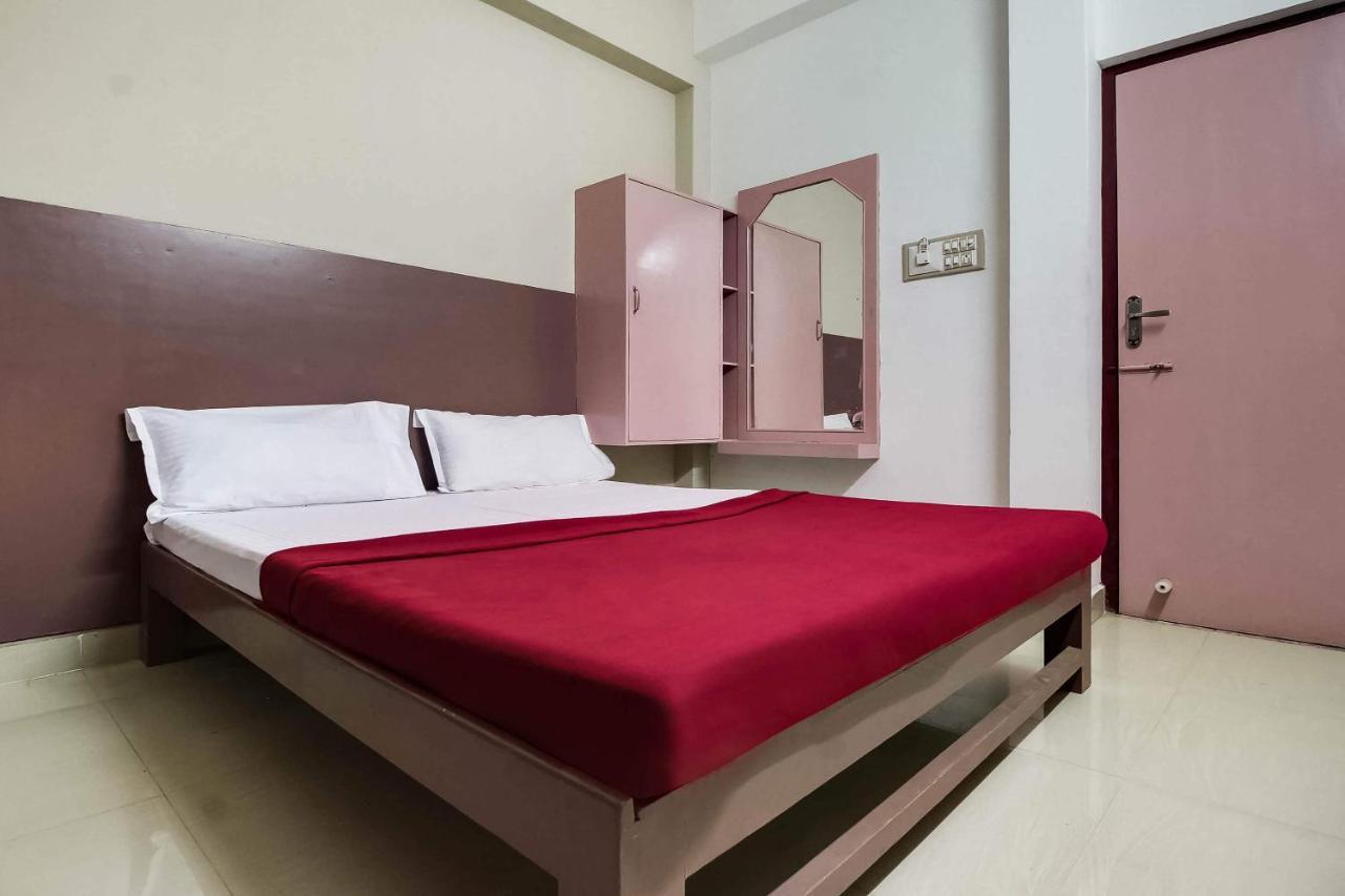 Spot On 44406 Royal Residency Spot Hotel Kumbakonam Exterior foto